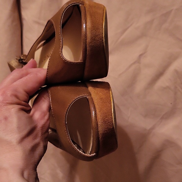 Sasha London rose brown iridescent leather & suede peep-toe wedges, size 8 - Picture 4 of 8